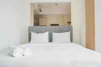 Best Studio with Pool View at Menteng Park Apartment By Travelio