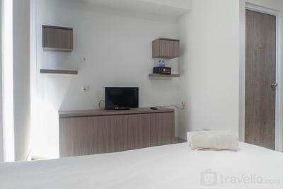 Apartemen Taman Melati Surabaya - Minimalist Modern Studio Room Apartment at Taman Melati Surabaya By Travelio