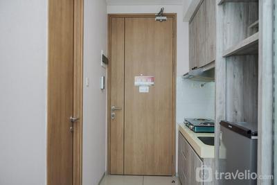 Apartemen Tree Park City Cikokol - Minimalist and Nice Studio at Tree Park City Cikokol Apartment By Travelio