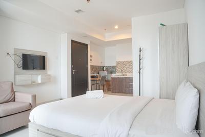 Apartemen Aspen Residence - Modern Look and Restful Studio Apartment Aspen Residence By Travelio