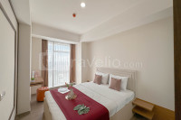 Ivory Nest 2BR At Grand Sungkono Lagoon Apartment By Travelio