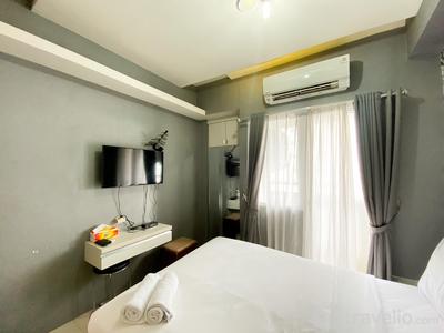 Apartemen Green Pramuka City - Furnished Studio Green Pramuka City Apartment By Travelio