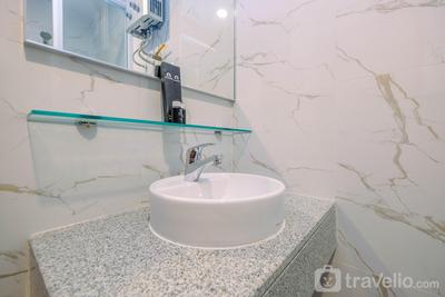 Apartemen Grand Kamala Lagoon - Well Furnished 1BR Grand Kamala Lagoon Apartment By Travelio