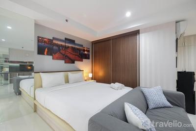 Apartemen Azalea Suites - Elegant and Comfy Studio Azalea Suites Apartment Cikarang By Travelio