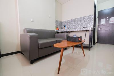 Apartemen Nifarro Park - Garden View Studio at Nifarro Park Apartment By Travelio