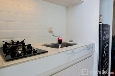 Apartemen Parahyangan Residence - Elegant 1BR Apartment Parahyangan Residence with Mountain View By Travelio