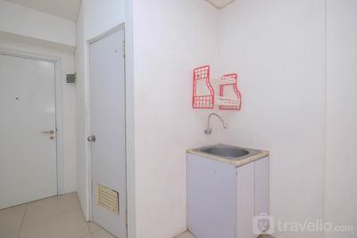 Apartemen Green Pramuka City - 2BR Unfurnished Apartment Green Pramuka City with AC By Travelio