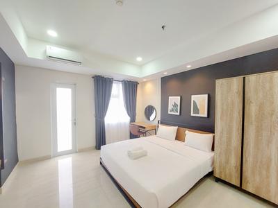 Relaxing Studio at Podomoro City Deli Medan Apartment By Travelio