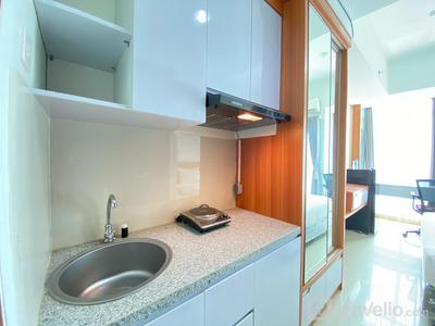 Apartemen Taman Melati Jatinangor - Monochrome Studio Room at Taman Melati Jatinangor Apartment By Travelio