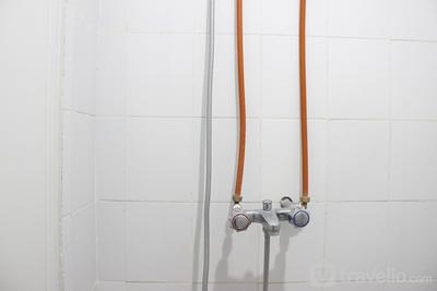 Apartemen Suites @Metro - Minimalist Studio Apartment at The Suite @Metro By Travelio