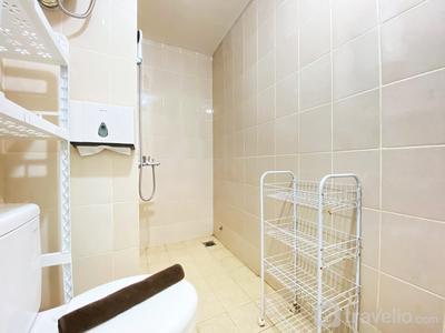 Apartemen Parahyangan Residence - Comfy and Modern 2BR Apartment at Parahyangan Residence By Travelio