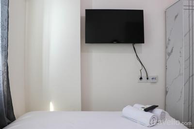 Apartemen Osaka Riverview PIK 2 - Minimalist 2BR Osaka Riverview PIK 2 Apartment (No Living Room) By Travelio