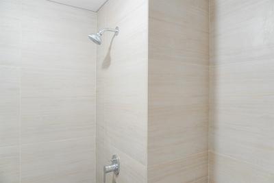 Apartemen Silk Town Alexandria - Unfurnished with AC at 2nd Floor 2BR Silk Town Alexandria By Travelio