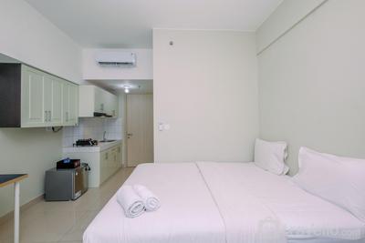 Best Choice and Warm Studio at Springlake Summarecon Bekasi Apartment By Travelio