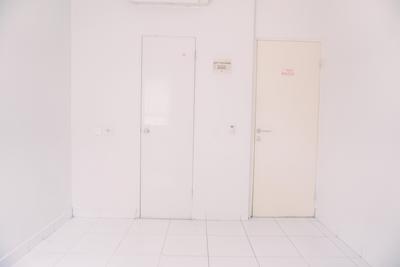 Apartemen Aeropolis Residence - Minimalis 2BR Unfurnished with AC Apartment at Aeropolis Residence By Travelio