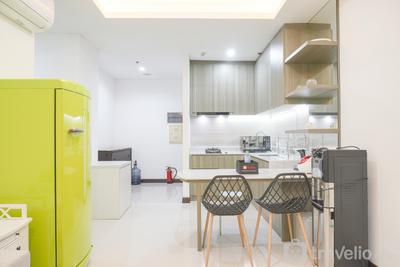 Apartemen Gallery West Residence - Strategic 2BR at Apartment Gallery West Residence By Travelio