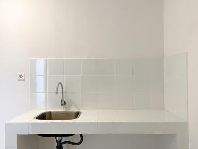 Apartemen Tokyo Riverside PIK 2 - Unfurnished 2BR at 28th Floor Tokyo Riverside PIK 2 Apartment By Travelio