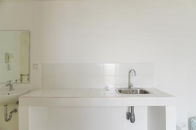 Apartemen Silk Town Alexandria - Unfurnished with AC at 2nd Floor 2BR Silk Town Alexandria By Travelio