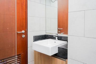 Apartemen Roseville (Soho & Suite) - Relax and Comfy East Suite Studio Room at Roseville Apartment By Travelio