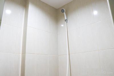 Apartemen Osaka Riverview PIK 2 - Minimalist 2BR Osaka Riverview PIK 2 Apartment (No Living Room) By Travelio