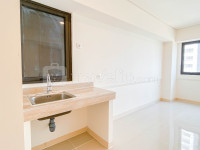 Apartemen Meikarta - Spacious Unfurnished 3BR at Meikarta Apartment with AC By Travelio