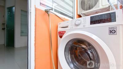 Apartemen Green Pramuka City - Modern 2BR Green Pramuka City Apartment near Shopping Center By Travelio