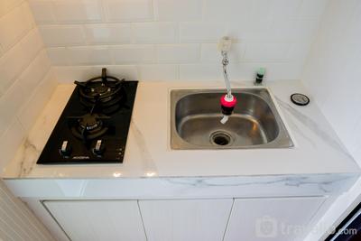 Apartemen Parahyangan Residence - Elegant 1BR Apartment Parahyangan Residence with Mountain View By Travelio