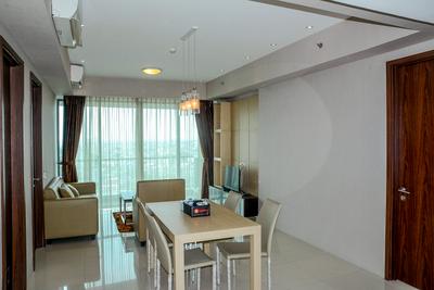 Apartemen St. Moritz Puri - The Royal 2BR St. Moritz Apartment By Travelio