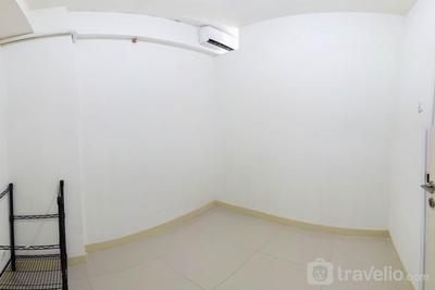 Apartemen Green Pramuka City - 2BR Unfurnished with AC at 11th Floor Green Pramuka City Apartment By Travelio