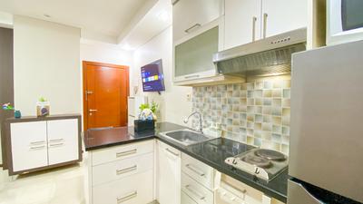 Apartemen Thamrin Residence - Best Place and Comfy 1BR Apartment at Thamrin Residence By Travelio