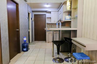 Apartemen Suites @Metro - Homey and Cozy 2BR at Suites @Metro Apartment By Travelio