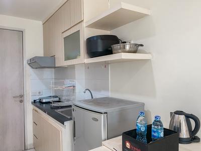 Apartemen Azalea Suites - Modern Look and Restful Studio at Azalea Suites Apartment By Travelio