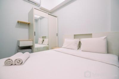 Apartemen Royal Heights - Well Furnished and Comfy 2BR at Royal Heights Apartment By Travelio