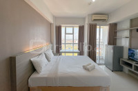 Good Deal Stunning Studio (No Kitchen) at Taman Melati Surabaya Apartment By Travelio