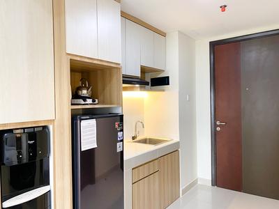 Apartemen Pollux Chadstone - Modern Look and Comfy Studio at Pollux Chadstone Apartment By Travelio