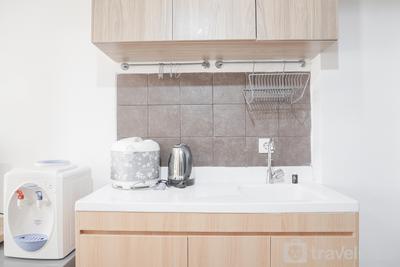 Apartemen Belmont Residence Puri - Minimalist and Comfort Studio at Belmont Residence Puri Apartment By Travelio