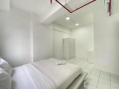 Apartemen Grand Asia Afrika - Spacious 1BR Apartment at Grand Asia Afrika By Travelio