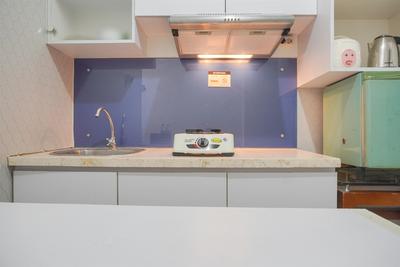 Apartemen Nifarro Park - Cozy Studio at Nifarro Park Apartment By Travelio