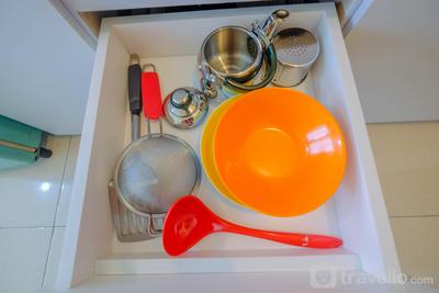 Apartemen Tifolia - Tifolia Studio Apartment with Double Bed near LRT Station By Travelio