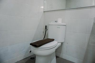 Apartemen Green Bay Condominium - Stunning and Spacious 2BR Green Bay Condominium Apartment By Travelio