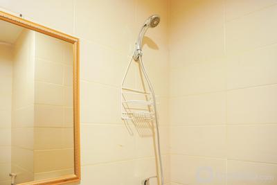 Apartemen Belmont Residence Puri - Homey and Cozy Stay Studio Belmont Residence Puri Apartement By Travelio