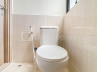 Apartemen Meikarta - Functional Unfurnished Studio at Apartment Meikarta with AC By Travelio