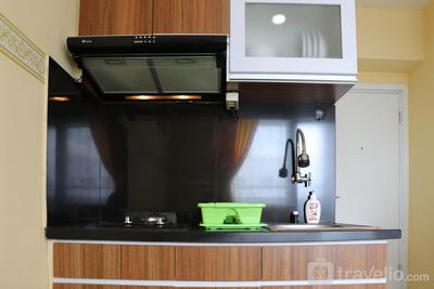 Apartemen Green Pramuka City - Nice and Colorfull 2BR at Green Pramuka City Apartment By Travelio