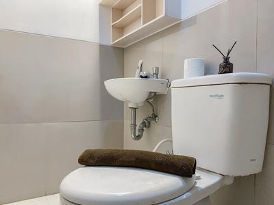 Apartemen Azalea Suites - Modern Look and Restful Studio at Azalea Suites Apartment By Travelio