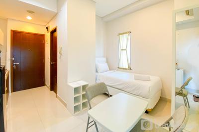 Apartemen Capitol Park Residence - Cozy and Modern Look Studio Apartment Capitol Park Residence By Travelio