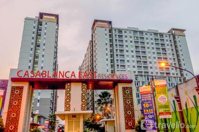 Apartemen Casablanca East Residence - Cozy Living 2BR Apartment at Casablanca East Residences By Travelio