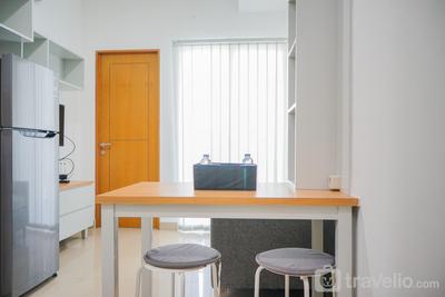 Apartemen The Nest Puri - Cozy with City View 2BR The Nest Puri Apartment By Travelio