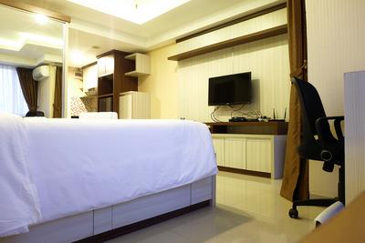 Apartemen H Residence - Modern Furnished Studio Apartment H Residence near MT Haryono By Travelio