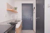 Apartemen Collins Boulevard - Fully Furnished and Homey Studio Collins Boulevard Apartment By Travelio