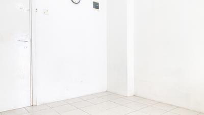 Apartemen Green Pramuka City - Unfurnished 2BR Apartment with AC at 18th Floor Green Pramuka City By Travelio